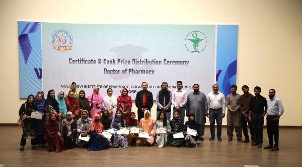 Prize-Distribution